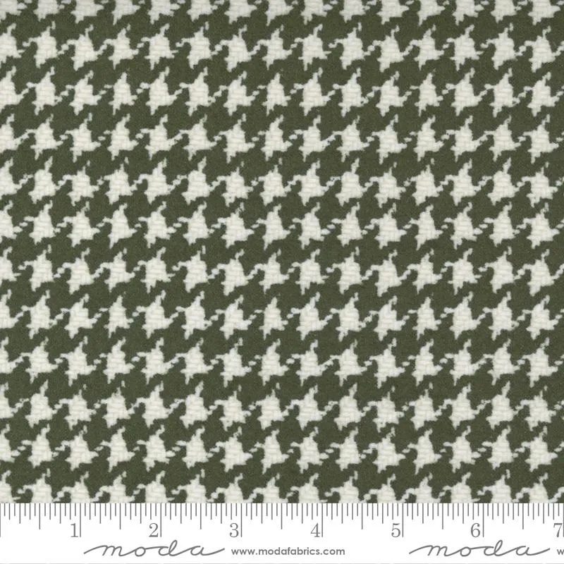 Clearance - Yuletide Gatherings - 49143-14F - Houndstooth - Ivy