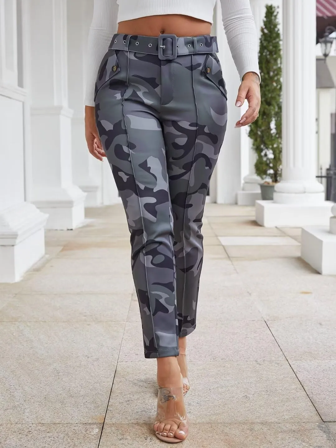 Flamingals Women's Camo Cargo Jogger Pant Slim Fit Casual Camouflage Sweatpants Active Workout Pants with Pockets