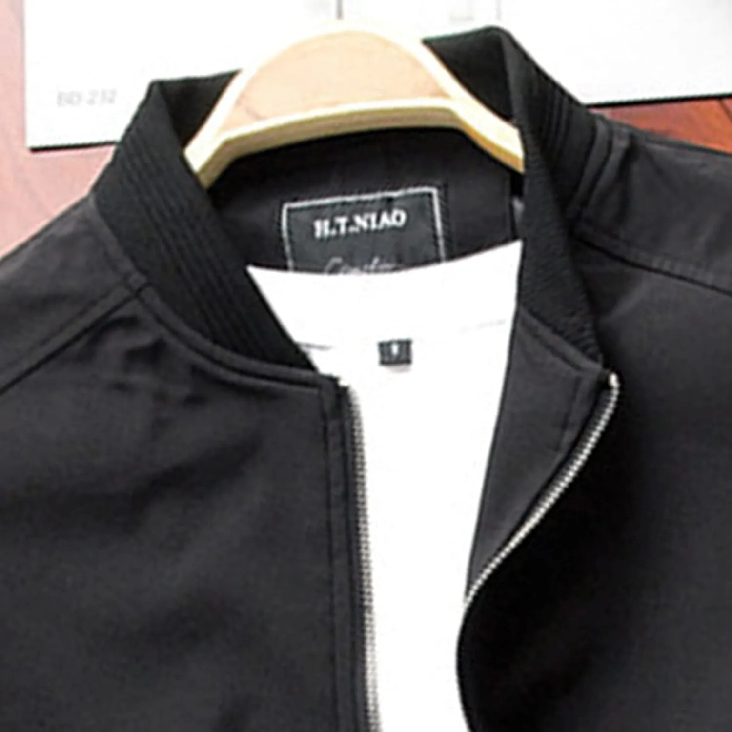 Jackets for Men, Men's Bomber Jacket Lightweight Jacket Full Zip Solid Color Windbreaker Casual Stylish Golf Jacket